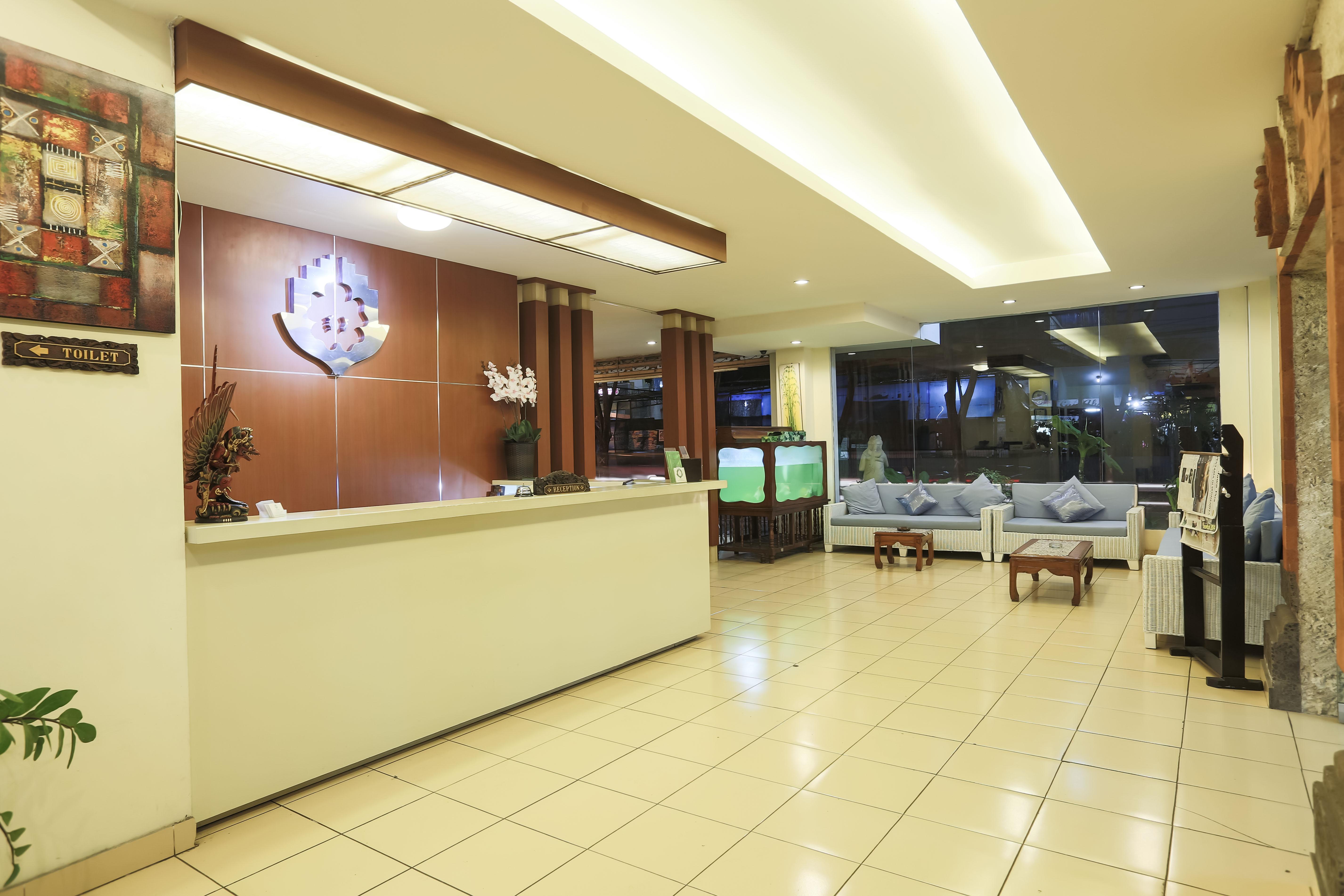 Reddoorz @ Raya Kuta Hotel Kuta  Exterior photo
