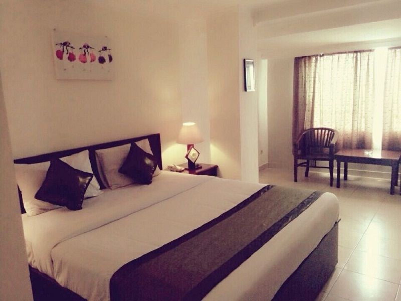 Reddoorz @ Raya Kuta Hotel Kuta  Exterior photo