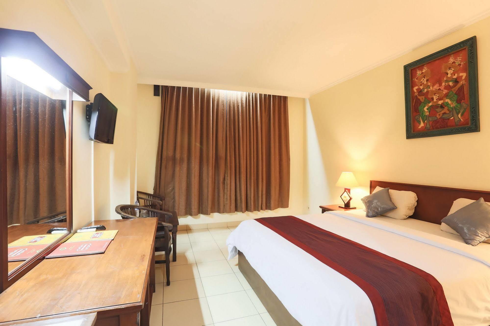 Reddoorz @ Raya Kuta Hotel Kuta  Exterior photo