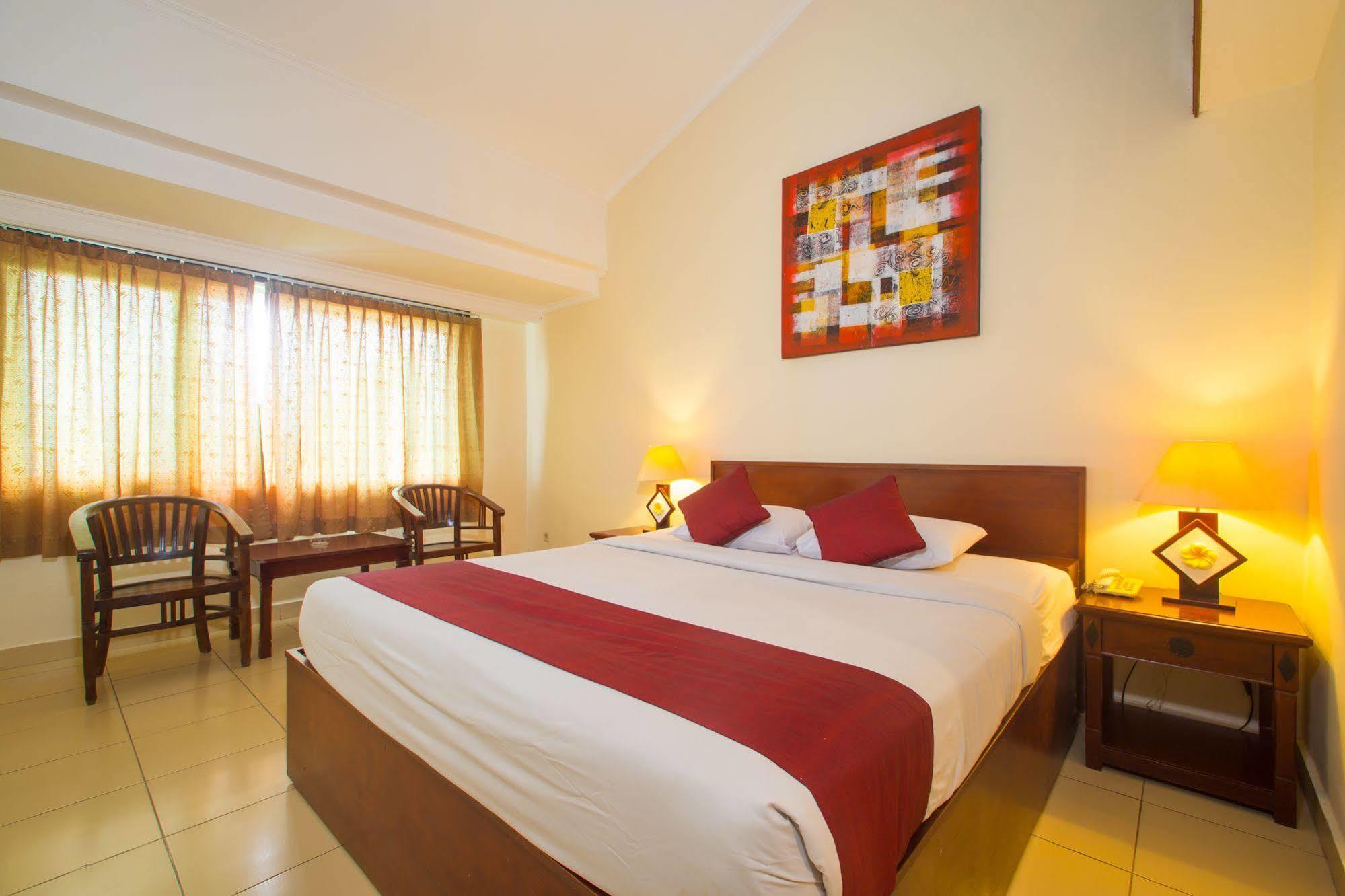 Reddoorz @ Raya Kuta Hotel Kuta  Exterior photo