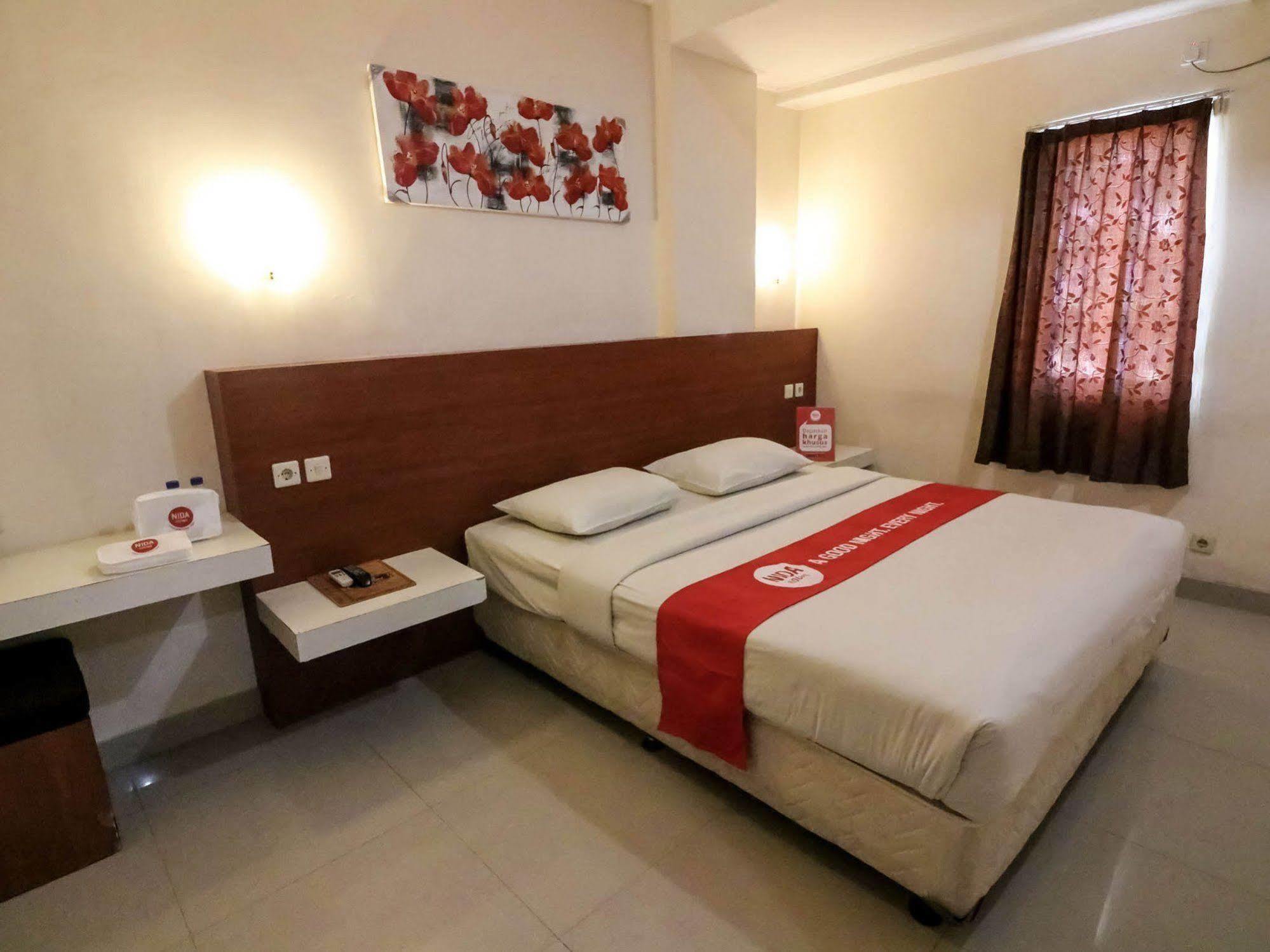 Reddoorz @ Raya Kuta Hotel Kuta  Exterior photo