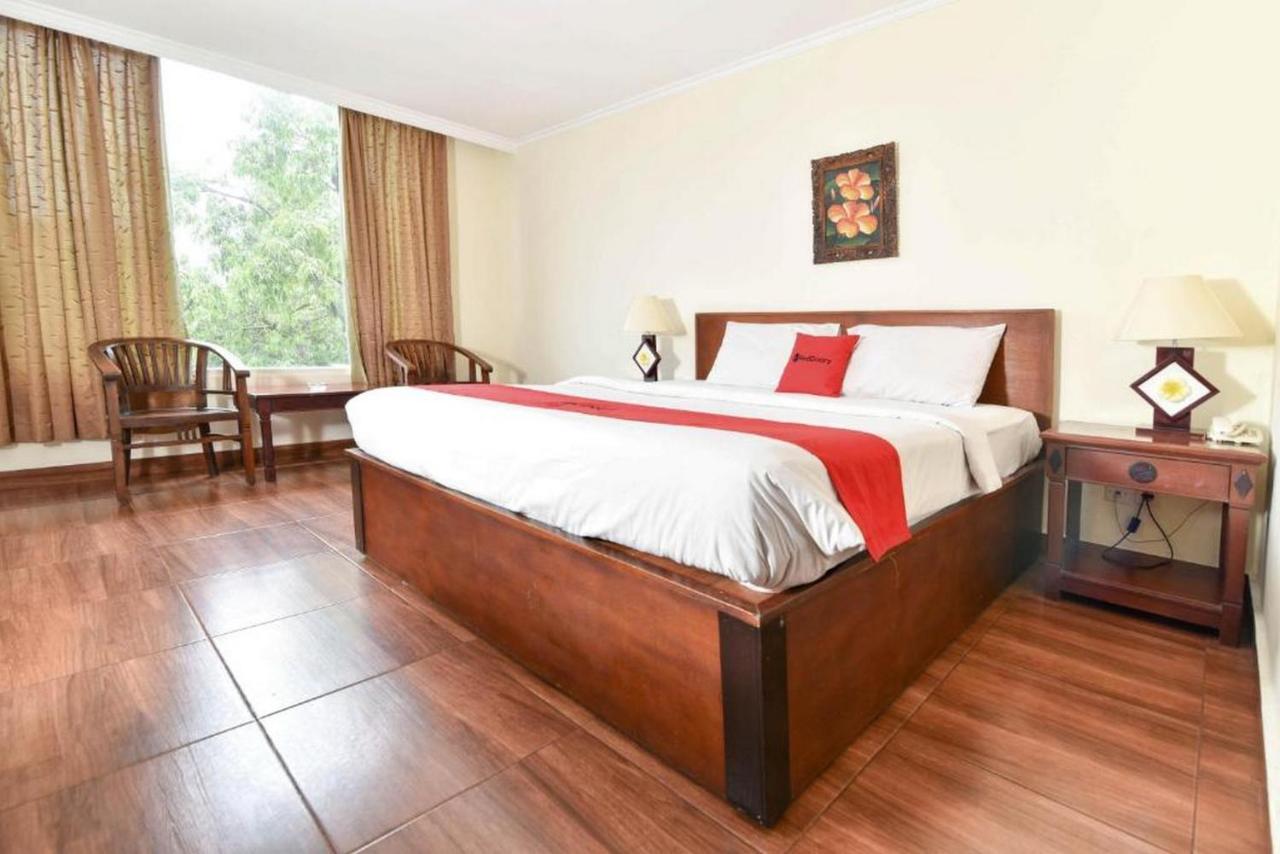 Reddoorz @ Raya Kuta Hotel Kuta  Exterior photo