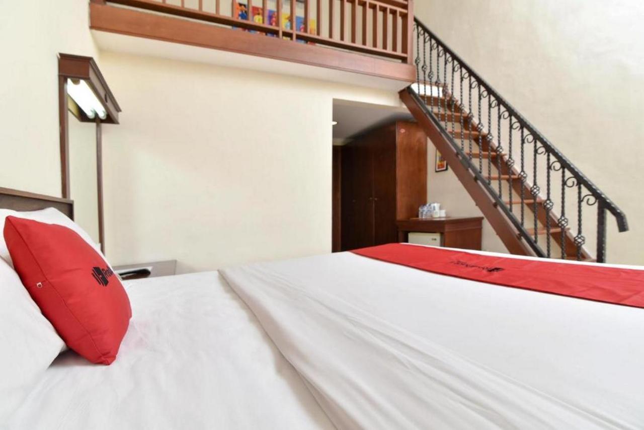 Reddoorz @ Raya Kuta Hotel Kuta  Exterior photo